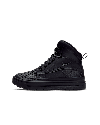 Nike Woodside 2 High ACG Big Kids Boots. Nike